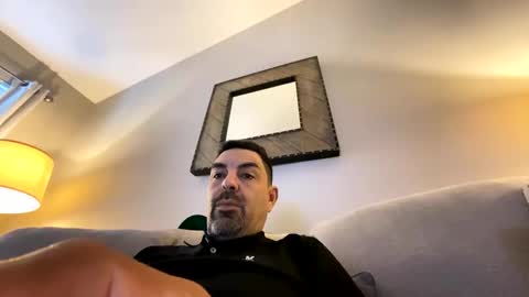 roblatino12 online show from 02-08-25, 10:40