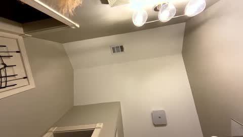 roblatino12 online show from 02-11-25, 10:18