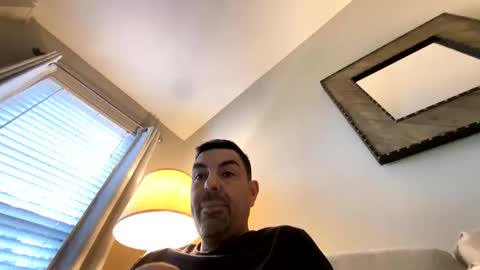 roblatino12 online show from 02-12-25, 04:44