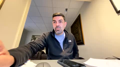 roblatino12 online show from 02-25-25, 09:24