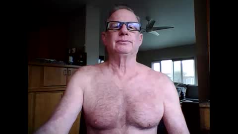 Snapshot of robo0000 chatting on 03-03-26, 07:31 robo0000 online show from 03-03-26, 07:31