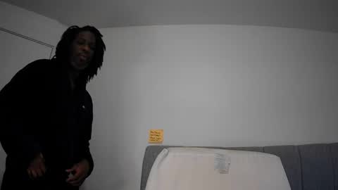 Snapshot of robo_cox chatting on 10-07-25, 02:47 BBC America online show from 10-07-25, 02:47