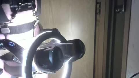 Robodickmilker online show from 10-25-25, 01:24