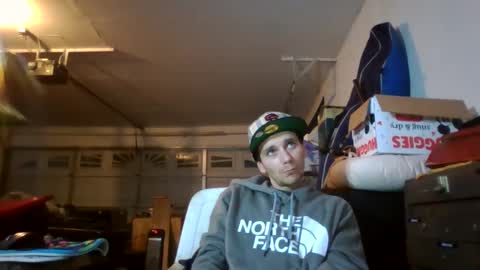 Snapshot of robwit8 chatting on 01-31-25, 06:46 Rob witha 8 online show from 01-31-25, 06:46