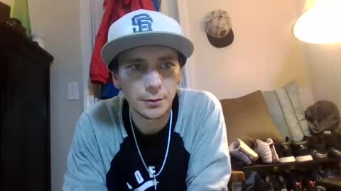 Snapshot of robwit8 chatting on 02-07-25, 07:40 Rob witha 8 online show from 02-07-25, 07:40