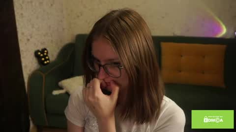 Snapshot of robynsentinella chatting on 05-17-26, 03:26 robynsentinella online show from 05-17-26, 03:26