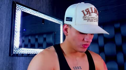 Snapshot of rocco_santos chatting on 03-02-26, 05:42 rocco_santos online show from 03-02-26, 05:42