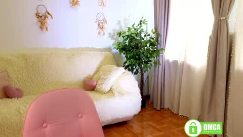 Snapshot of rochelle_dolly chatting on 05-30-26, 02:14 rochelle_dolly online show from 05-30-26, 02:14