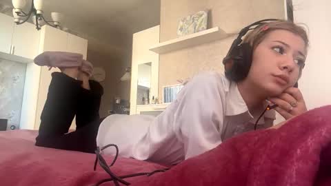 Snapshot of rochellehouis chatting on 03-02-26, 11:39 Anny online show from 03-02-26, 11:39