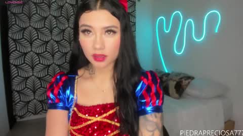 Snapshot of rockandlovexx chatting on 03-09-25, 10:52 Samantha Estephania online show from 03-09-25, 10:52