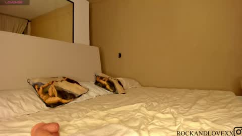 Snapshot of rockandlovexx chatting on 09-30-25, 02:49 Samantha Estephania online show from 09-30-25, 02:49
