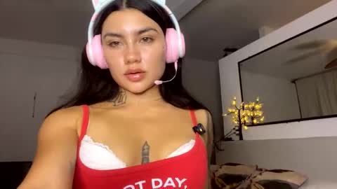 Samantha Estephania  online show from 02-15-26, 04:42