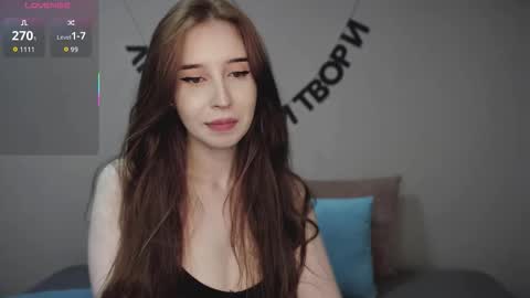 Snapshot of rocketsgirl chatting on 09-19-25, 05:42 rocketsgirl online show from 09-19-25, 05:42