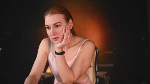 Snapshot of rocknrose chatting on 01-17-25, 11:51 RocknRose online show from 01-17-25, 11:51