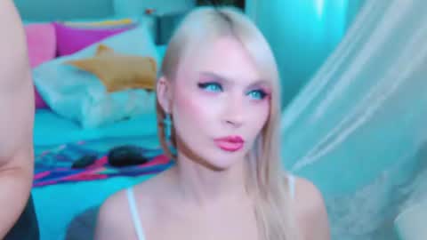Snapshot of rockstarsgames chatting on 07-04-26, 07:25 Lina and Den online show from 07-04-26, 07:25