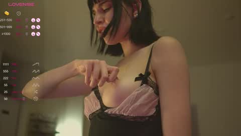 Snapshot of rodde_schlocer chatting on 03-06-25, 08:48 Im Sevi online show from 03-06-25, 08:48