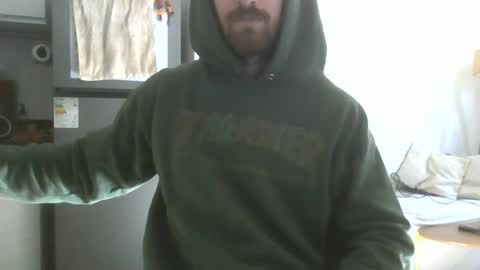 Snapshot of roddmannn14 chatting on 06-29-26, 04:40 RoddMannn online show from 06-29-26, 04:40