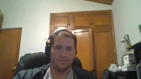 Snapshot of rodfer chatting on 11-15-25, 09:17 Rodfer online show from 11-15-25, 09:17