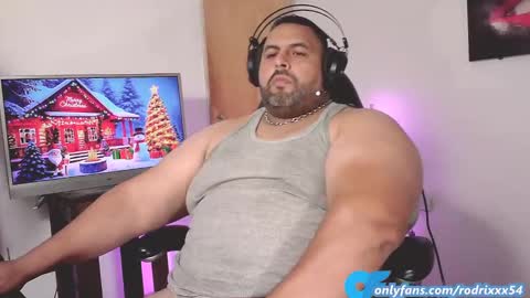 Snapshot of rodrixxx54 chatting on 12-17-24, 12:01 rodrixxx54 online show from 12-17-24, 12:01