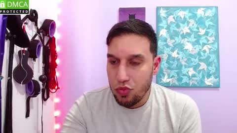 Thiago independent model online show from 11-16-25, 07:30