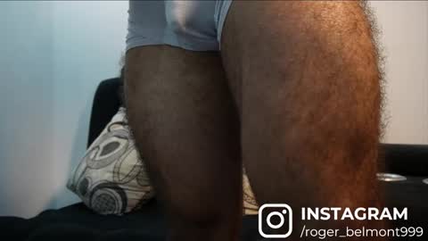 Snapshot of roger_belmont chatting on 11-15-25, 06:22 Roger Belmont online show from 11-15-25, 06:22