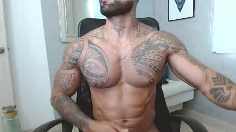 Snapshot of rogers_p chatting on 10-30-25, 03:24 Rogers online show from 10-30-25, 03:24