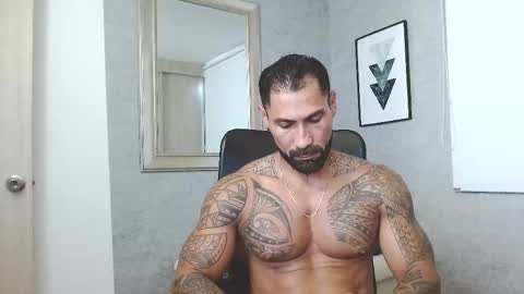 Snapshot of rogers_p chatting on 11-09-25, 10:19 Rogers online show from 11-09-25, 10:19