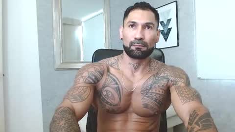 Snapshot of rogers_p chatting on 12-01-25, 03:06 Rogers online show from 12-01-25, 03:06