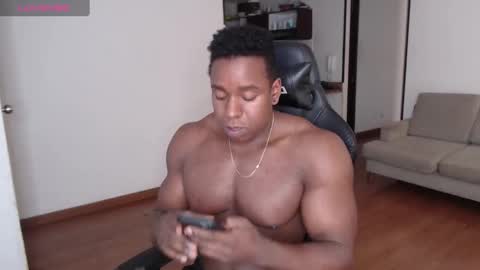 Snapshot of rogger_physique chatting on 03-02-25, 04:53 Rogger online show from 03-02-25, 04:53