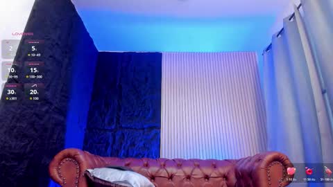 Snapshot of rogger_physique chatting on 11-29-25, 10:46 Rogger online show from 11-29-25, 10:46