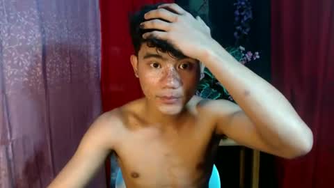Snapshot of roianboyyy chatting on 06-24-26, 01:26 roianboyyy online show from 06-24-26, 01:26