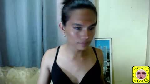 Snapshot of rojern_moorexxx chatting on 05-26-26, 01:56 Call me. Love online show from 05-26-26, 01:56