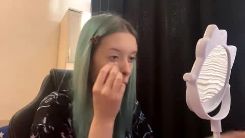 Stacy online show from 02-22-26, 08:24