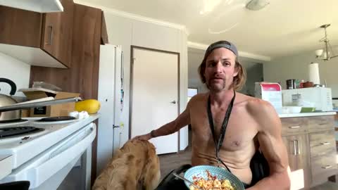 Rollinintheweeds online show from 09-16-25, 08:32