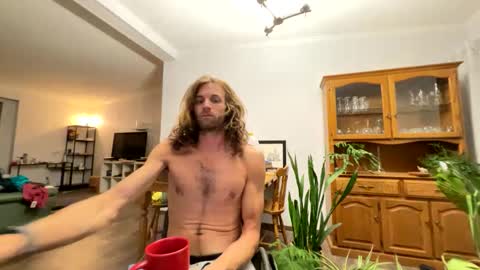 Rollinintheweeds online show from 09-28-25, 12:54