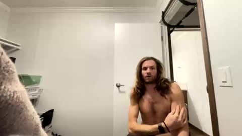 Rollinintheweeds online show from 12-14-25, 03:39