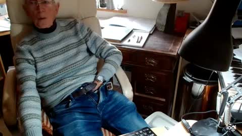 Snapshot of rolydawe chatting on 10-16-25, 10:05 rolydawe online show from 10-16-25, 10:05