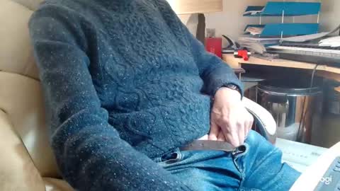 Snapshot of rolydawe chatting on 10-31-25, 02:40 rolydawe online show from 10-31-25, 02:40