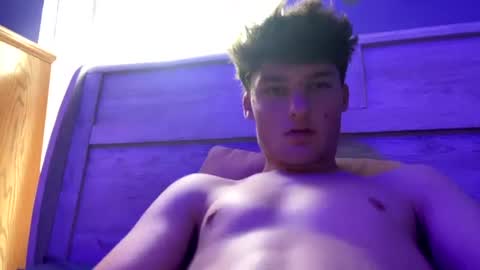 Snapshot of romanbutler07 chatting on 07-17-26, 03:39 romanbutler07 online show from 07-17-26, 03:39