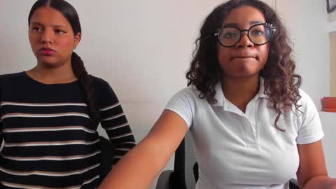 Is A Belle online show from 12-02-24, 01:35