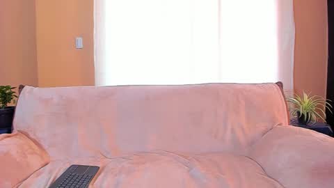 Is A Belle online show from 01-28-25, 12:11