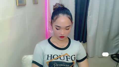 Snapshot of romanticslutxxx chatting on 07-06-26, 03:03 empress online show from 07-06-26, 03:03