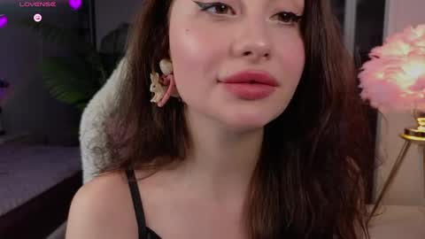 Snapshot of romanticsonya chatting on 04-27-26, 06:55 romanticsonya online show from 04-27-26, 06:55