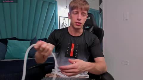 Romeo Ricci online show from 11-28-25, 01:47