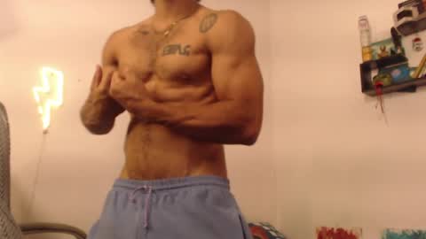 Snapshot of romeocolin_ chatting on 06-02-26, 07:21 R O M E O online show from 06-02-26, 07:21