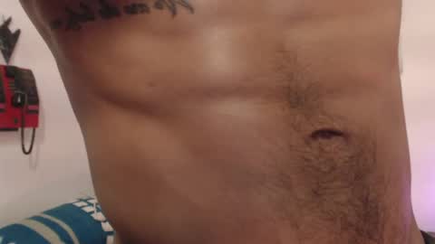 Snapshot of romeocolin_ chatting on 06-12-26, 02:21 R O M E O online show from 06-12-26, 02:21