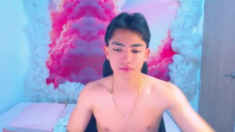 Romeo online show from 10-31-25, 07:04