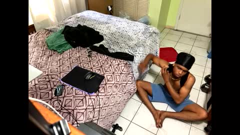 romeotyn online show from 02-22-25, 06:41