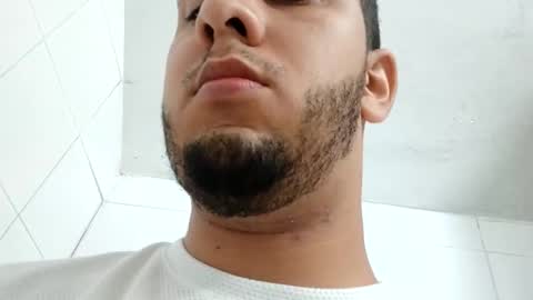 Snapshot of ronal498036 chatting on 10-23-25, 04:34 ronal498036 online show from 10-23-25, 04:34