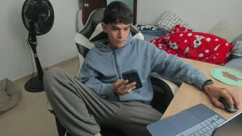 Ronaldo online show from 06-06-26, 12:27
